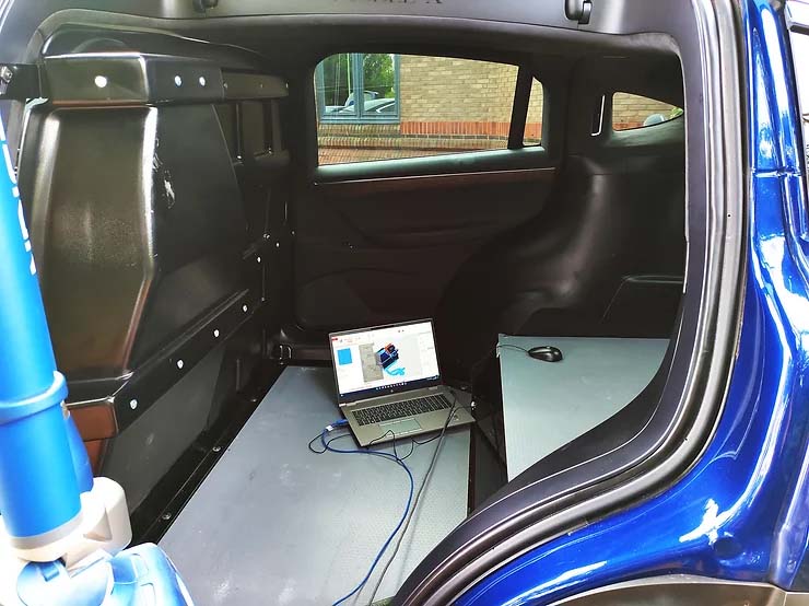 Tesla Model X 3D Scanning & Reverse Engineering | Plastic Panel