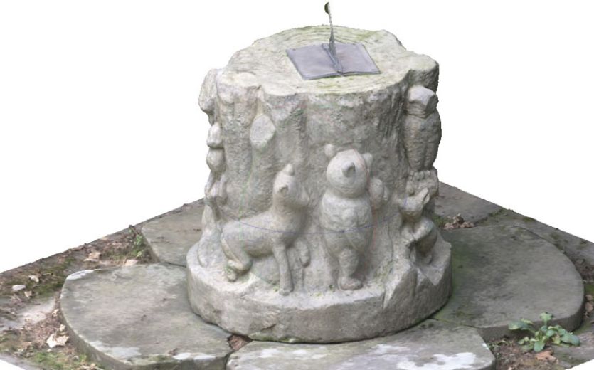 winnie the poo sculpture 3D scanning